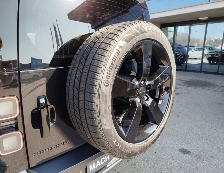 Land Rover Defender SUV / Terénní 3,0 l 258 kw