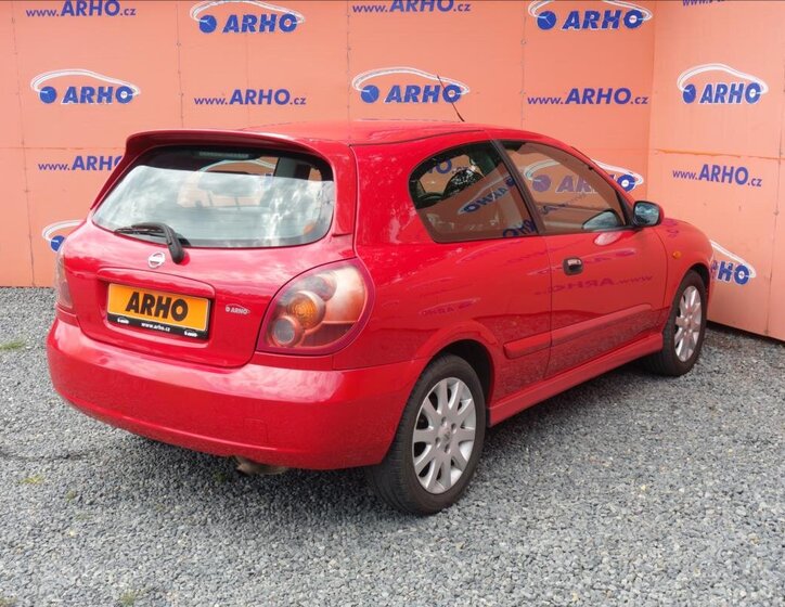 Nissan Almera 7