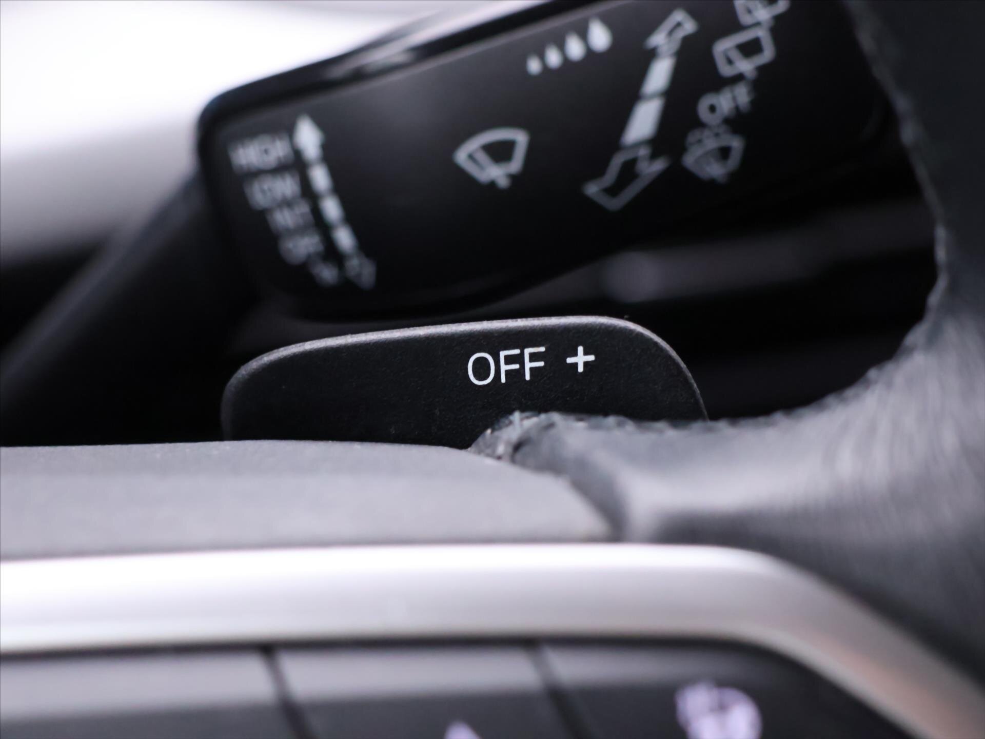 Volkswagen Golf Kombi 1,5 l 110 kw