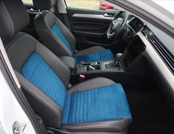 Volkswagen Passat Kombi 2,0 l 110 kw