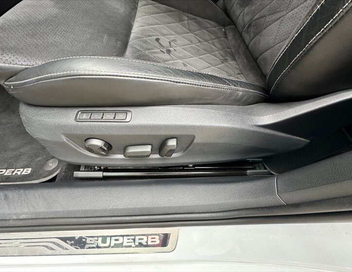 Škoda Superb Kombi 2,0 l 206 kw