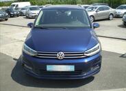 Volkswagen Touran 1