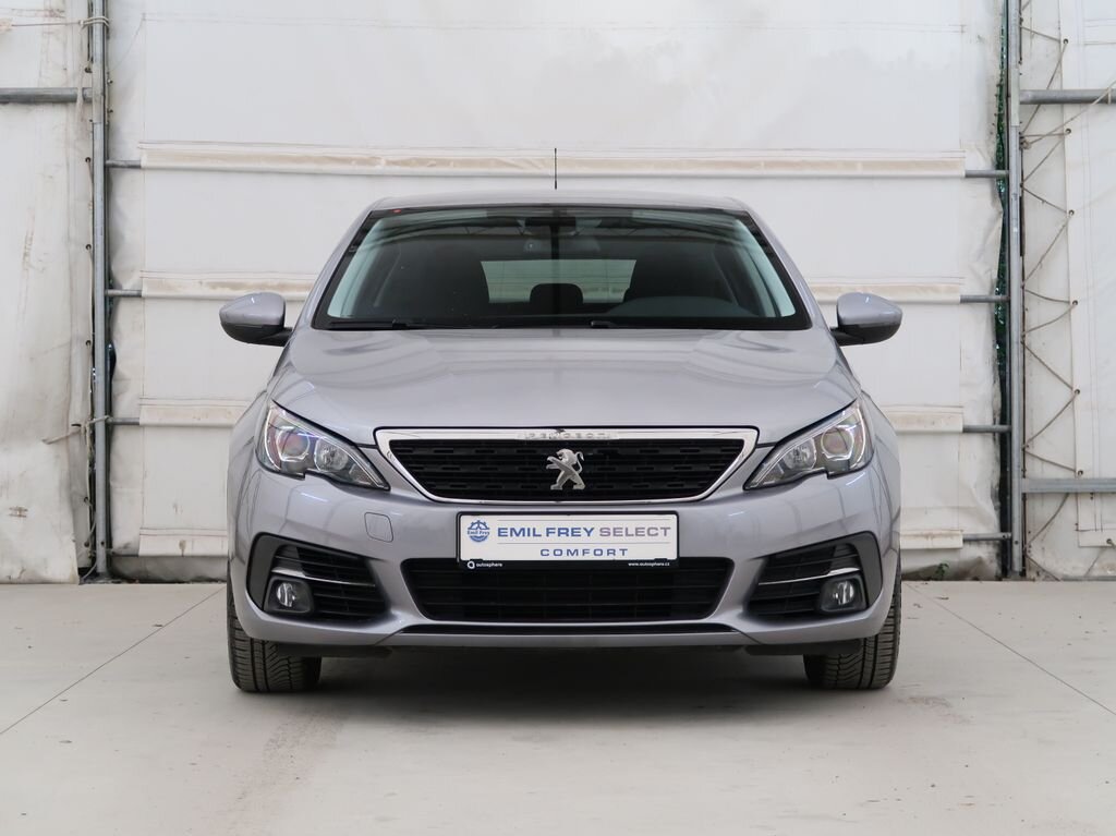 Peugeot 308 Hatchback 1,2 l 81 kw