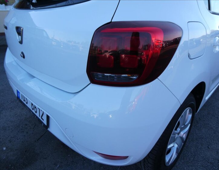 Dacia Sandero 10