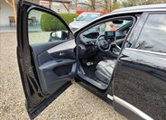 Peugeot 3008 SUV / Terénní 1,6 l 165 kw