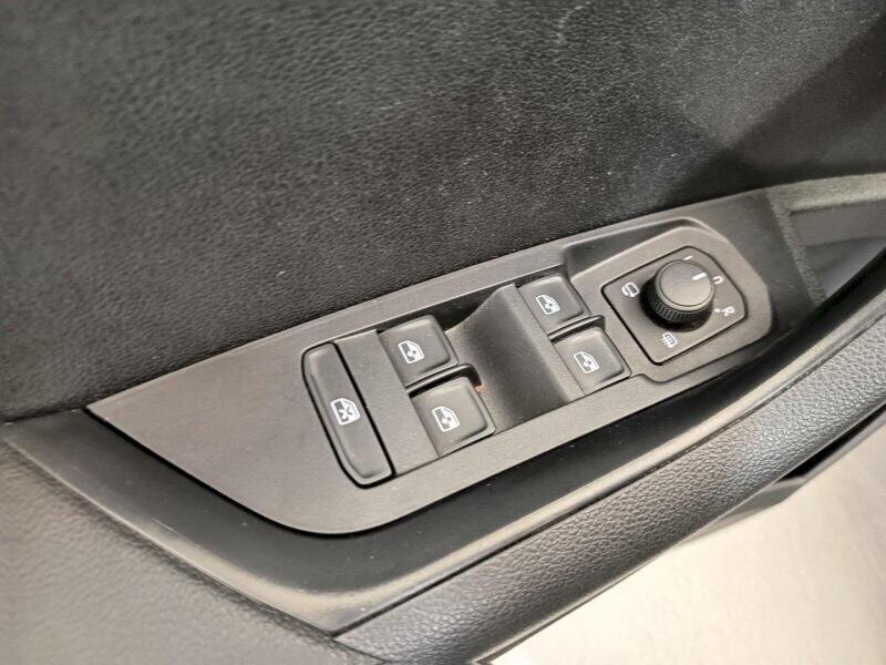 Škoda Karoq SUV / Terénní 1,5 l 110 kw