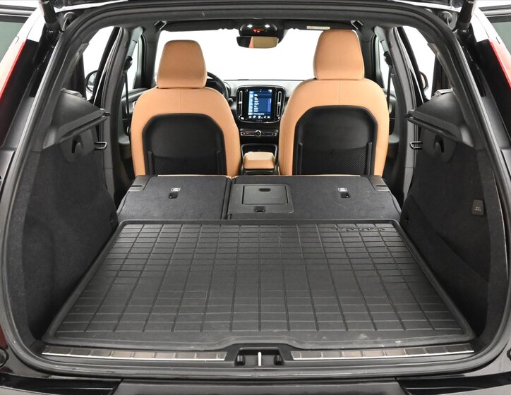 Volvo XC40 SUV 2,0 l 140 kw