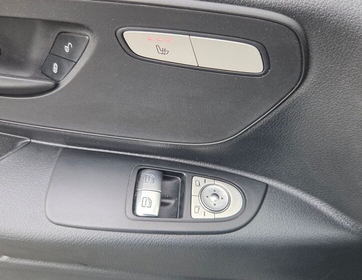 Mercedes-Benz Vito 15