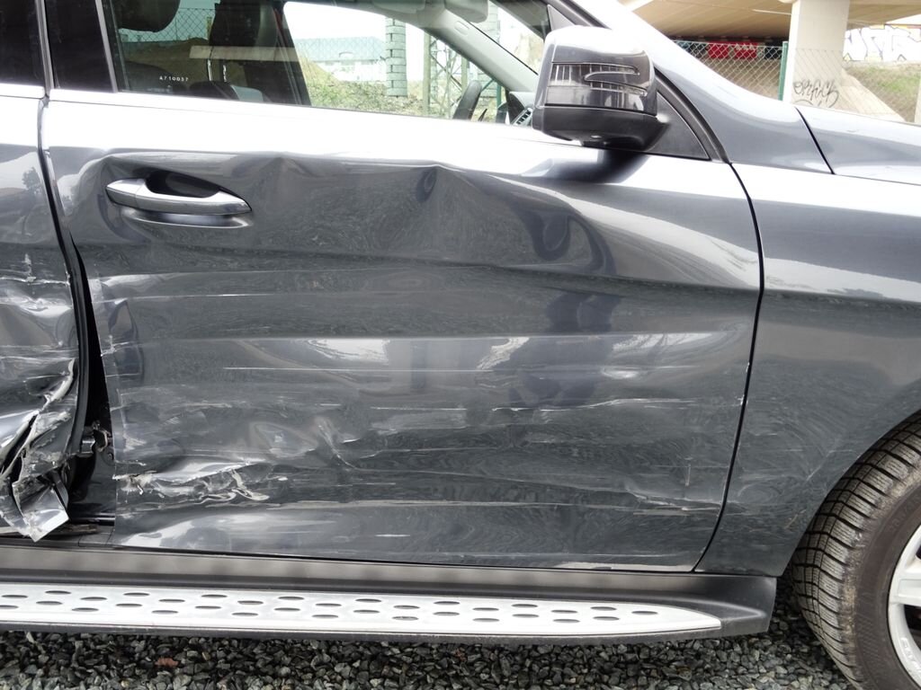 Mercedes-Benz Třídy M SUV / Terénní 3,0 l 190 kw