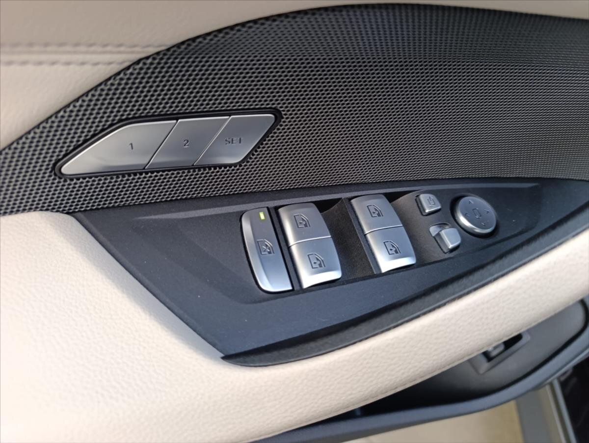 BMW i4 Sedan / Limuzína 0,0 400 kw