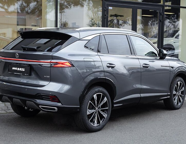 MG HS SUV / Terénní 1,5 l 125 kw