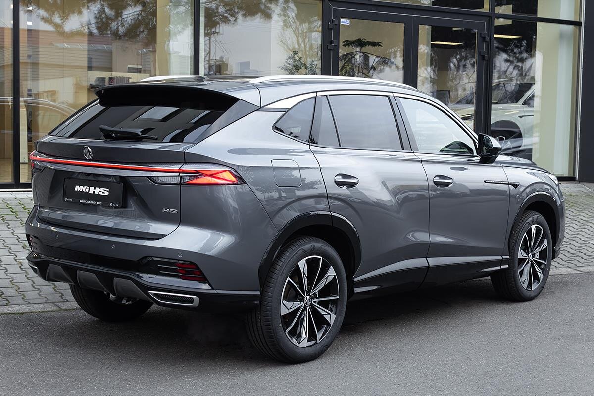 MG HS SUV / Terénní 1,5 l 125 kw