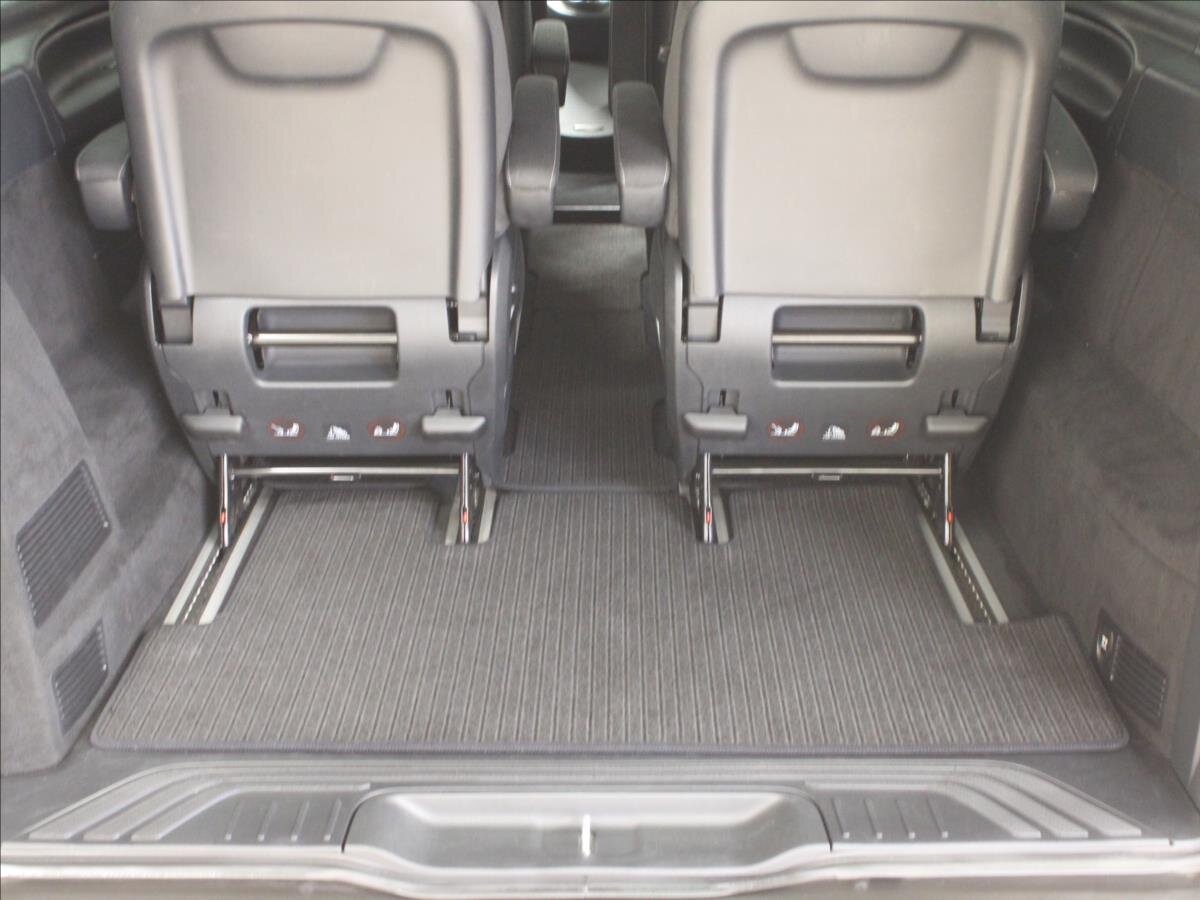 Mercedes-Benz Třídy V Kombi 2,1 l 140 kw