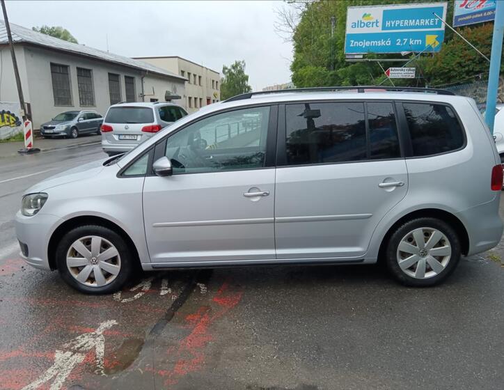 Volkswagen Touran 7