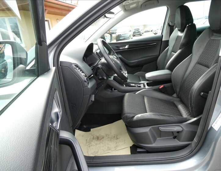 Škoda Karoq SUV / Terénní 2,0 l 110 kw