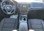 Jeep Grand Cherokee 12