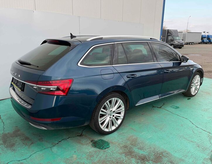 Škoda Superb 2