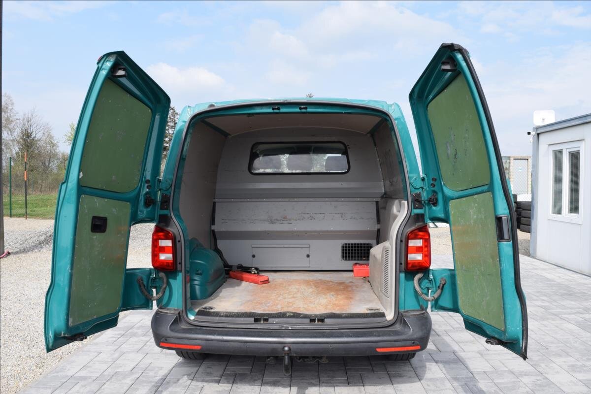 Volkswagen Transporter Kombi 2,0 l 110 kw