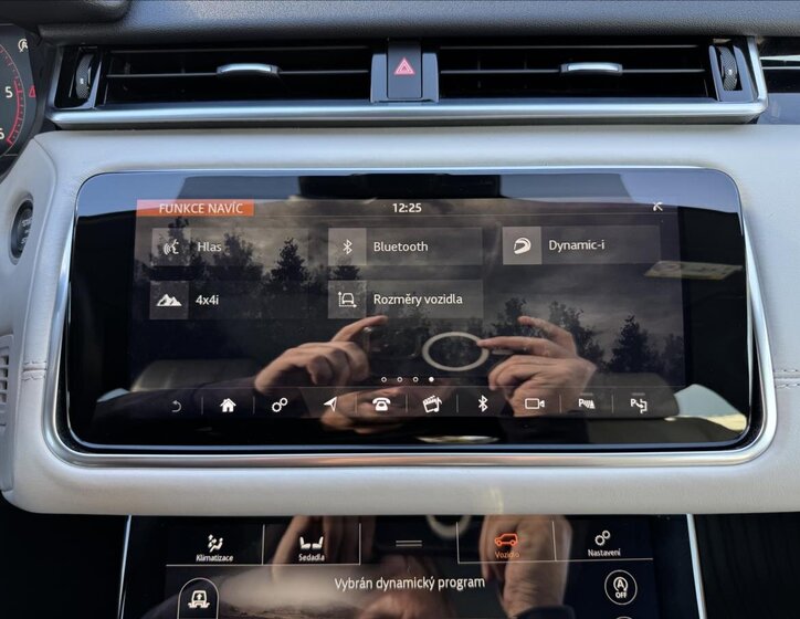 Land Rover Range Rover Velar 18