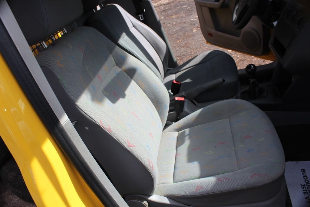 Volkswagen Caddy Skříň 2,0 l 51 kw