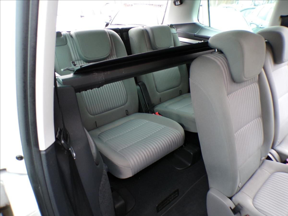 Seat Alhambra Kombi 2,0 l 125 kw