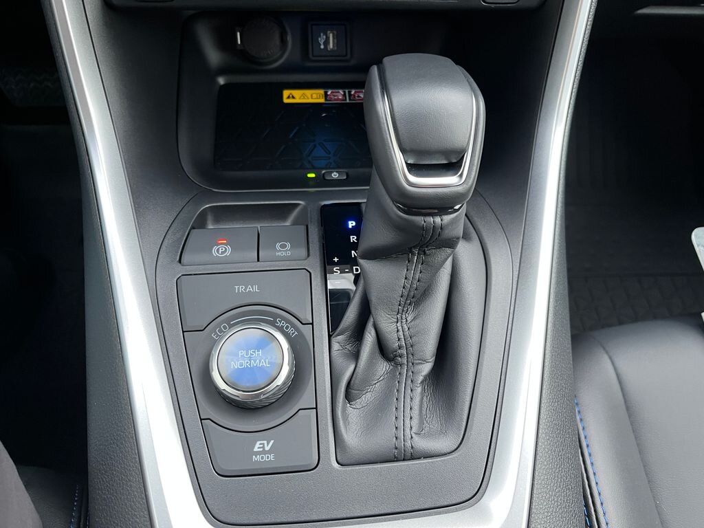 Toyota RAV4 SUV 2,5 l 131 kw