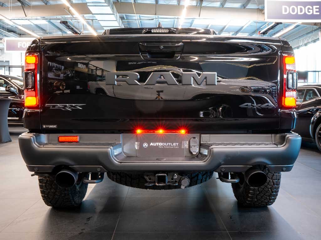 Dodge RAM Pick-up 6,2 l 523 kw