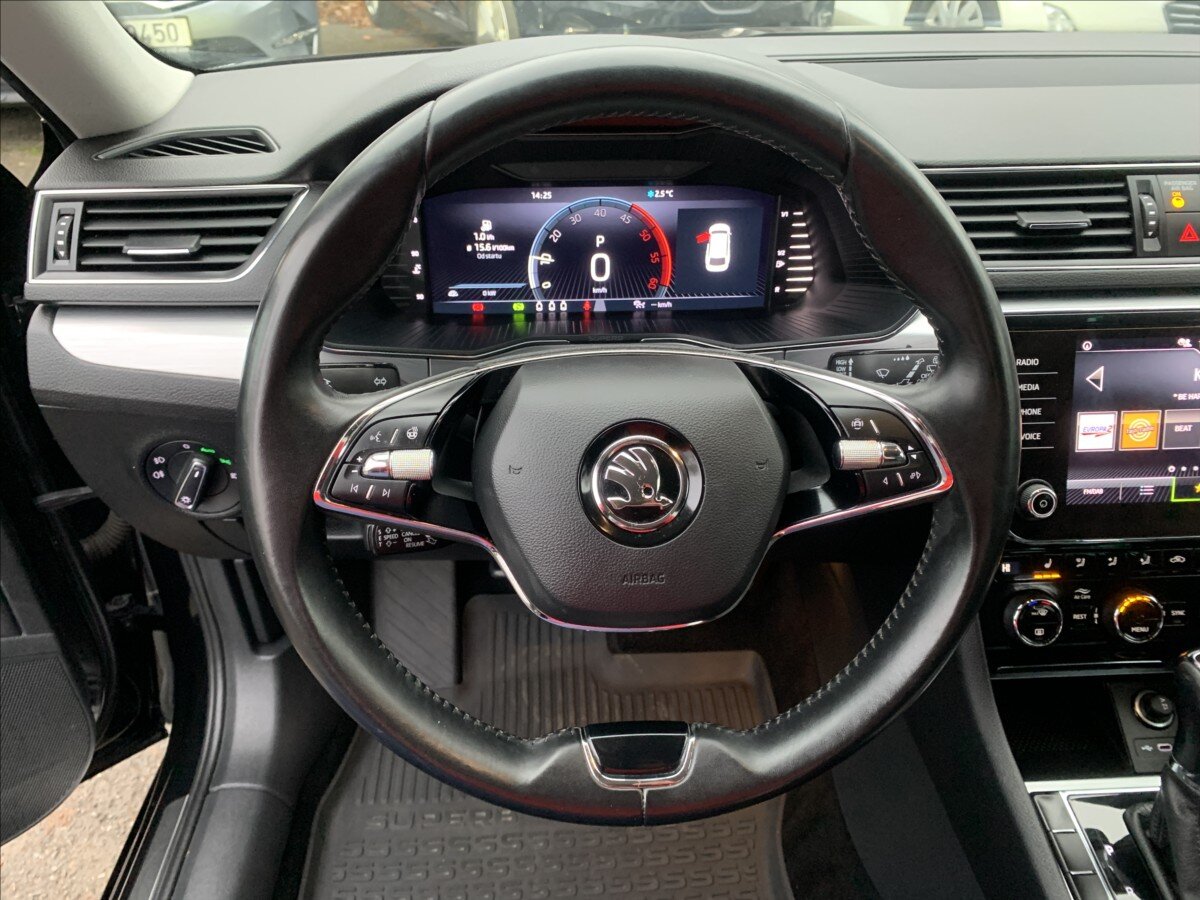 Škoda Superb
