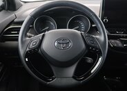 Toyota C-HR SUV 1,8 l 72 kw
