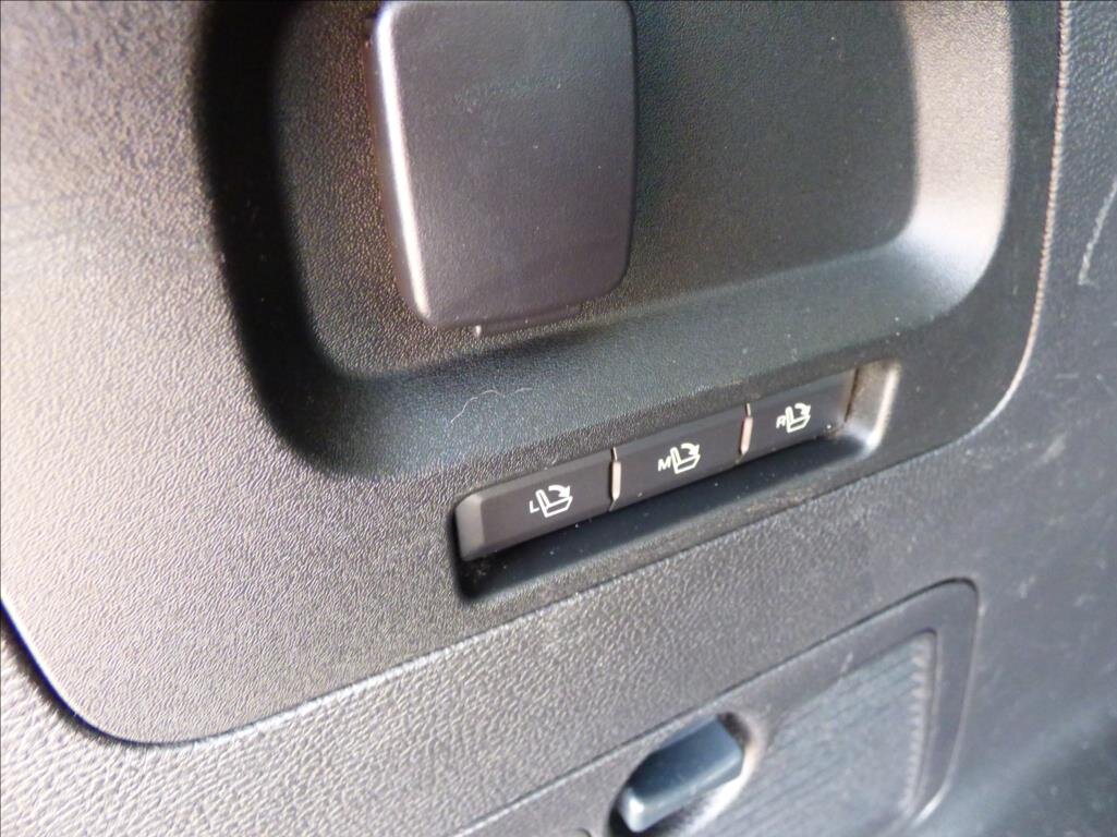 Ford S-MAX MPV 2,0 l 110 kw