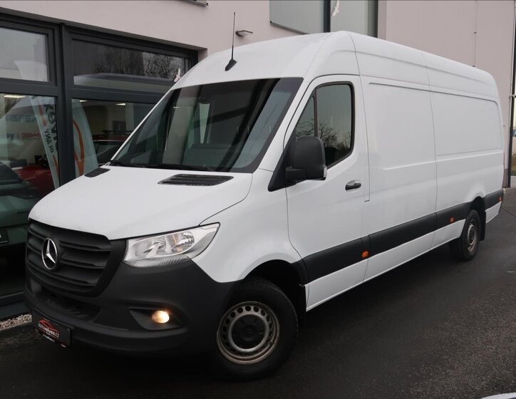 Mercedes-Benz Sprinter 1