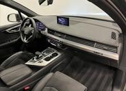 Audi Q7 22