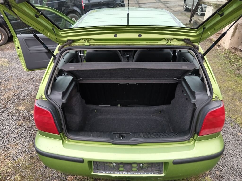 Volkswagen Polo Hatchback 999,0 37 kw