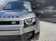 Land Rover Defender 29