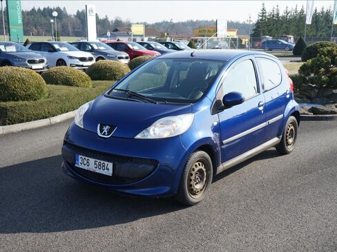 Peugeot 107 Hatchback 998,0 50 kw