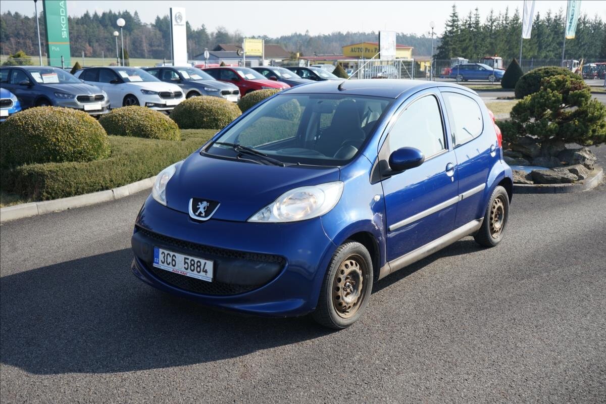Peugeot 107 Hatchback 998,0 50 kw