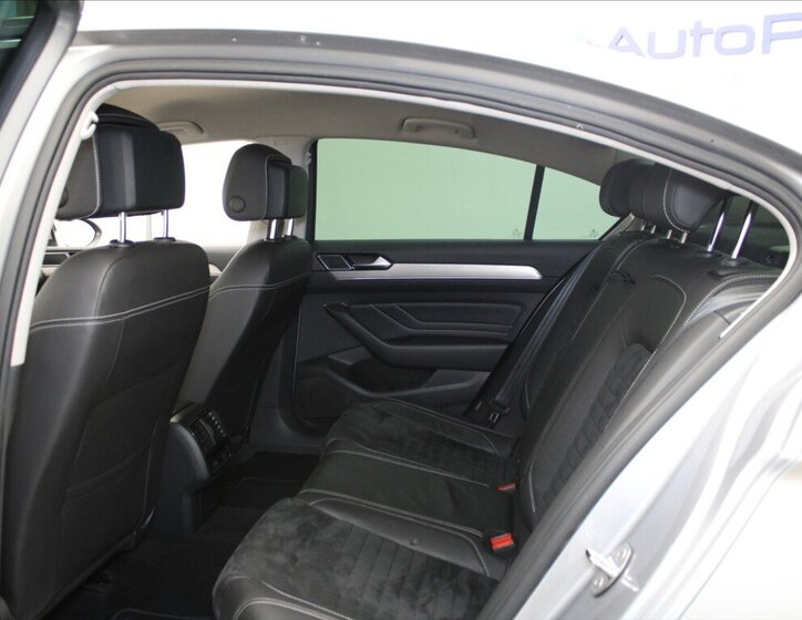 Volkswagen Passat Sedan 2,0 l 110 kw