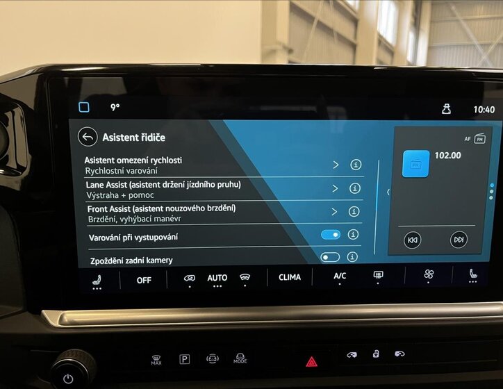 Volkswagen Caravelle Kombi 2,0 l 110 kw