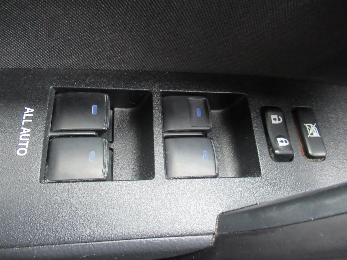 Toyota Corolla Sedan 1,6 l 97 kw