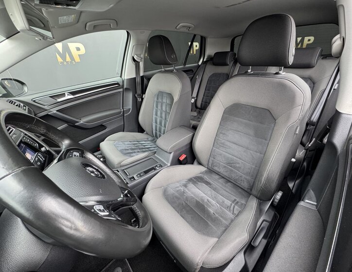 Volkswagen Golf Hatchback 1,4 l 103 kw