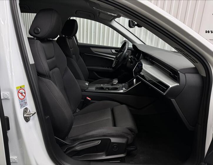 Audi A6 41
