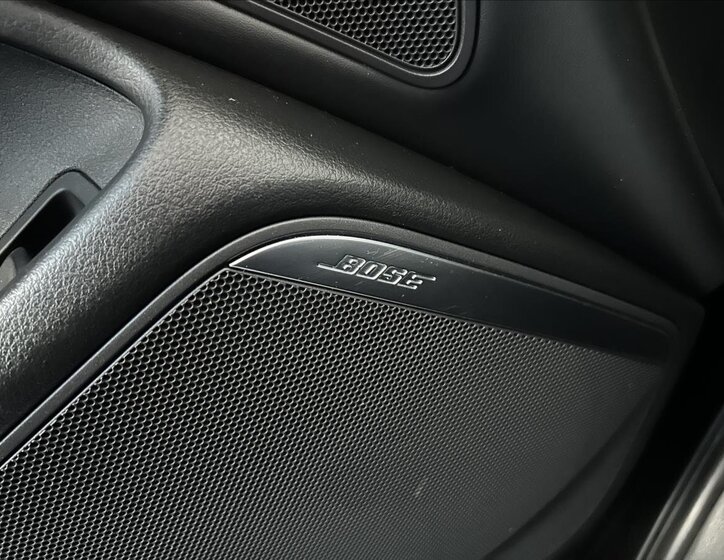 Audi A6 Sedan / Limuzína 3,0 l 230 kw