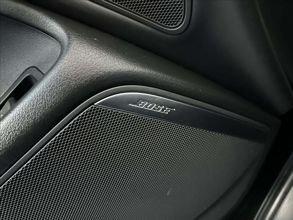 Audi A6 Sedan / Limuzína 3,0 l 230 kw