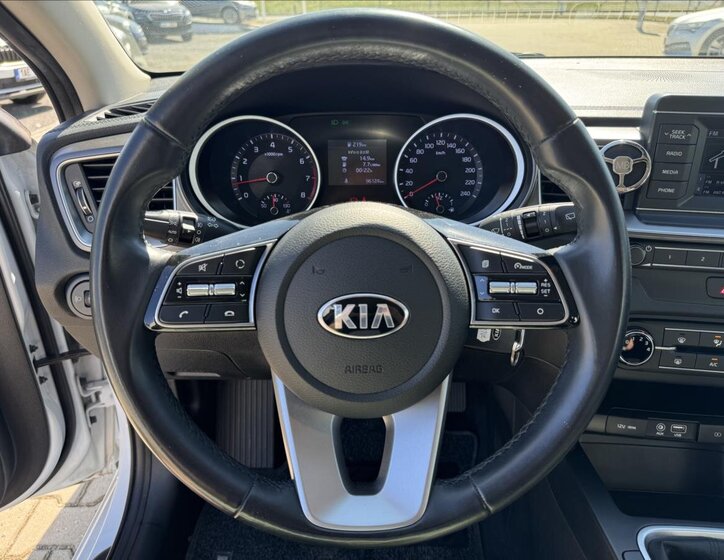 KIA Ceed Hatchback 1,4 l 73 kw