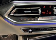 BMW X6 Sedan / Limuzína 3,0 l 250 kw