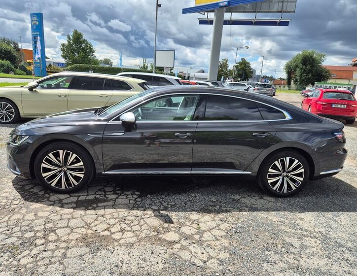 Volkswagen Arteon Sedan 2,0 l 110 kw