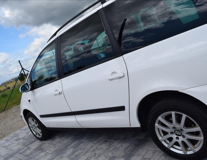 Seat Alhambra 11