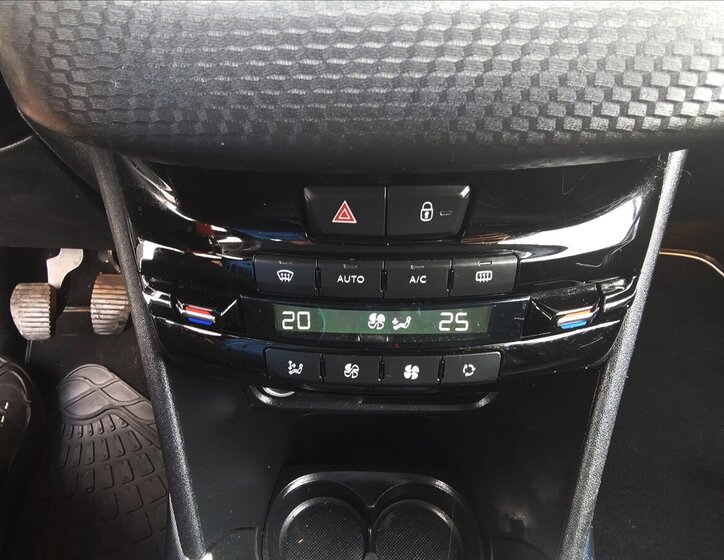 Peugeot 2008 Kombi 1,6 l 88 kw