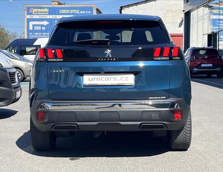 Peugeot 3008 SUV / Terénní 1,5 l 96 kw