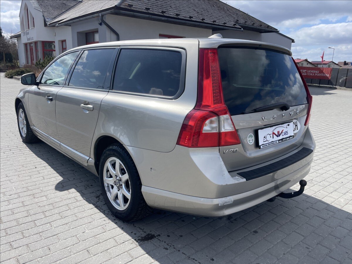 Volvo V70 Kombi 2,0 l 100 kw